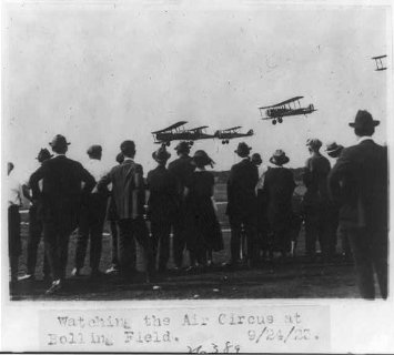 Un circo aéreo en Estados Unidos durante los años 20's